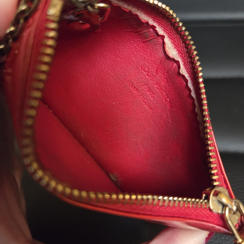 Louis Vuitton Red Monogram Vernis Key  Cles - Change/Card Holder 2004 - Picture 9 of 16